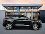 Volvo XC40 B4 Plus Dark | 18" | Panoramadak | Leder/Nubuck | Trekhaak | Harman Kardon | Elektr. verst. Stoelen | Parkeercamera