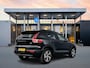 Volvo XC40 B4 Plus Dark | 18" | Panoramadak | Leder/Nubuck | Trekhaak | Harman Kardon | Elektr. verst. Stoelen | Parkeercamera