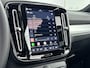 Volvo XC40 B4 Plus Dark | 18" | Panoramadak | Leder/Nubuck | Trekhaak | Harman Kardon | Elektr. verst. Stoelen | Parkeercamera