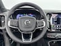 Volvo XC40 B4 Plus Dark | 18" | Panoramadak | Leder/Nubuck | Trekhaak | Harman Kardon | Elektr. verst. Stoelen | Parkeercamera
