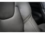 Volvo XC90 T8 455PK Ultra Dark | 22'' | Luchtvering | BW Audio | Trekhaak | Gelam Glas | Massage