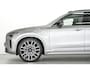 Volvo XC90 T8 455PK Ultra Dark | 22'' | Luchtvering | BW Audio | Trekhaak | Gelam Glas | Massage