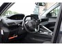 Peugeot 3008 1.2 PureTech 130PK Active Automaat | Trekhaak | Navigatie | DBriem vervangen