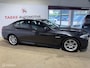 BMW 5-Serie 520i M-PAKKET/AUT/CLIMA/CRUISE/TREKHAAK/NAP/1EIG