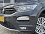 Volkswagen T-Roc 1.0 TSI Style Business | Carplay | IQ Drive | Adaptive cruise | DAB | LED | Sensoren | Trekhaak