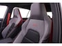 Volkswagen Golf 2.0 TSI GTI Clubsport Edition 50 325pk DSG Automaat, Panoramadak, Lederen bekleding, Akrapovic, 360 camera, Head up display, Matrix LED koplampen, Dodehoeksensoren, Parkeersensoren, Navigatie, App-connect
