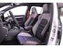 Volkswagen Golf 2.0 TSI GTI Clubsport Edition 50 325pk DSG Automaat, Panoramadak, Lederen bekleding, Akrapovic, 360 camera, Head up display, Matrix LED koplampen, Dodehoeksensoren, Parkeersensoren, Navigatie, App-connect