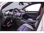 Volkswagen Golf 2.0 TSI GTI Clubsport Edition 50 325pk DSG Automaat, Panoramadak, Lederen bekleding, Akrapovic, 360 camera, Head up display, Matrix LED koplampen, Dodehoeksensoren, Parkeersensoren, Navigatie, App-connect