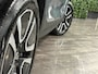 Volvo XC40 T2 Business Pro Aut. | Parkeercamera | Adaptieve Cruise Control | 19 Inch | Zitting verlenging voorstoelen | Donkere hemelbekleding | Pilot Assist | BLIS Dode Hoek Detectie | Keyless Drive | Parkeersensoren voor+achter | Elektrisch bedienbare achterklep | DAB Radio | Apple Carplay/Android Auto | Volvo On Call met mobiele App functie | Thunder Grey Metallic |