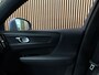 Volvo XC40 T2 Business Pro Aut. | Parkeercamera | Adaptieve Cruise Control | 19 Inch | Zitting verlenging voorstoelen | Donkere hemelbekleding | Pilot Assist | BLIS Dode Hoek Detectie | Keyless Drive | Parkeersensoren voor+achter | Elektrisch bedienbare achterklep | DAB Radio | Apple Carplay/Android Auto | Volvo On Call met mobiele App functie | Thunder Grey Metallic |