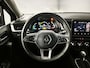 Renault Captur 1.6 E-Tech full hybrid 145 evolution | Navigatie | Climate Control | Apple CarPlay / Android Auto | Parkeersensoren |