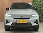 Volvo EX40 Single Motor Extended Range Ultra 82 kWh | 99% SoH | Schuifdak | 360° Camera | Harman Kardon | Adaptieve Cruise Control | Bestuurdersstoel elektrisch geheugen | Stoel en Stuurwielverwarming | 19 Inch | Passagiersstoel elektrisch | Microtech / alcantara bekleding met wit stiksel en bies | Zitting verlenging voorstoelen | Pilot Assist | BLIS Dode Hoek Detectie | Warmtepomp | Google Infotainment | Keyless Drive | Verlichtingspack 2 | Privacy Glass | Parkeersensoren voor+achter | Elektrisch bedienbare achterklep | Draadloos telefoon opladen | DAB Radio | Apple Carplay/Android Auto | Volvo On Call met mobiele App functie | Thunder Grey Metallic |