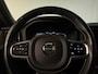 Volvo XC60 T8 AWD Recharge R-Design | Trekhaak | Parkeercamera | Schuifdak | Cruise Control | Stoelverwarming | Stuurwielverwarming | Schuifdak | Full LED Meesturende koplampen | Pilot Assist | BLIS Dode Hoek Detectie | Gelamineerde zijruiten | Elektrische bestuurdersstoel met geheugen | R-Design Contour stoelen met wit stiksel en bies | Zitting verlenging voorstoelen | 19 Inch | Keyless Drive | Elektrisch bedienbare achterklep | DAB Radio | Apple Carplay/Android Auto | Volvo On Call met mobiele App functie | Pine Grey Metallic |