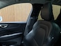 Volvo XC60 T8 AWD Recharge Inscription | Luchtvering | Trekhaak | Crystal White | Harman Kardon | Adaptieve Cruise Control | Standkachel met Volvo On Call App | Parkeercamera | Pilot Assist | BLIS Dode Hoek Detectie | Stoelverwarming | Full LED meesturende koplampen | Bestuurdersstoel elektrisch geheugen | Contour stoelen | Zitting verlenging voorstoelen | Lederen Dashboard | Schuifdak | 19 Inch | Keyless Drive | Parkeersensoren voor+achter | Privacy Glass | Elektrisch bedienbare achterklep | DAB Radio | Apple Carplay/Android Auto | Crystal White Metallic |