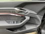 Audi Q8 e-tron SQ8 50 quattro S Edition 95 kWh,21"LM, Pano, Adaptive Cruise, 360, Trekhaak, Luchtvering, Leder