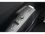 Volkswagen T-Roc 1.5 TSI R-Line Edition 150pk - ACC - Blindspot - Navi - Camera -Stoel/Stuurverwarming - IQ LED - Rijklaar