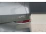 Volkswagen T-Roc 1.5 TSI R-Line Edition 150pk - ACC - Blindspot - Navi - Camera -Stoel/Stuurverwarming - IQ LED - Rijklaar