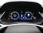 Skoda Octavia Combi 1.4 TSI iV Business Edition PHEV 204pk Dealer O.H | Trekhaak Af Fabriek | Adaptive Cruise | Camera | Stoelmassage | Sportstoelen & Stuur Verwarmd | Keyless | Sfeerverlichting | Crystal LED | Apple Carplay |  Navigatie | 18"L.M | Plug In Hybrid
