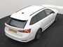 Skoda Octavia Combi 1.4 TSI iV Business Edition PHEV 204pk Dealer O.H | Trekhaak Af Fabriek | Adaptive Cruise | Camera | Stoelmassage | Sportstoelen & Stuur Verwarmd | Keyless | Sfeerverlichting | Crystal LED | Apple Carplay |  Navigatie | 18"L.M | Plug In Hybrid