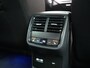 Skoda Octavia Combi 1.4 TSI iV Business Edition PHEV 204pk Dealer O.H | Trekhaak Af Fabriek | Adaptive Cruise | Camera | Stoelmassage | Sportstoelen & Stuur Verwarmd | Keyless | Sfeerverlichting | Crystal LED | Apple Carplay |  Navigatie | 18"L.M | Plug In Hybrid