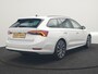Skoda Octavia Combi 1.4 TSI iV Business Edition PHEV 204pk Dealer O.H | Trekhaak Af Fabriek | Adaptive Cruise | Camera | Stoelmassage | Sportstoelen & Stuur Verwarmd | Keyless | Sfeerverlichting | Crystal LED | Apple Carplay |  Navigatie | 18"L.M | Plug In Hybrid