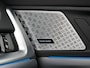 BMW iX1 xDrive30 X Line 67 kWh 313pk Dealer O.H. | Trekhaak Af Fabriek | Panodak | Head Up | Adaptive Cruise | 360 Camera | Harman / Kardon | Lederen Sportstoelen Massage & Memory | Keyless | Sfeerverlichting | Stoelen & Stuur Verwarmd | Apple Carplay | Widescreen Navi | DAB | 19"L.M |