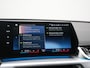 BMW iX1 xDrive30 X Line 67 kWh 313pk Dealer O.H. | Trekhaak Af Fabriek | Panodak | Head Up | Adaptive Cruise | 360 Camera | Harman / Kardon | Lederen Sportstoelen Massage & Memory | Keyless | Sfeerverlichting | Stoelen & Stuur Verwarmd | Apple Carplay | Widescreen Navi | DAB | 19"L.M |