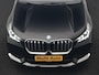 BMW iX1 xDrive30 X Line 67 kWh 313pk Dealer O.H. | Trekhaak Af Fabriek | Panodak | Head Up | Adaptive Cruise | 360 Camera | Harman / Kardon | Lederen Sportstoelen Massage & Memory | Keyless | Sfeerverlichting | Stoelen & Stuur Verwarmd | Apple Carplay | Widescreen Navi | DAB | 19"L.M |