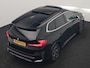 BMW iX1 xDrive30 X Line 67 kWh 313pk Dealer O.H. | Trekhaak Af Fabriek | Panodak | Head Up | Adaptive Cruise | 360 Camera | Harman / Kardon | Lederen Sportstoelen Massage & Memory | Keyless | Sfeerverlichting | Stoelen & Stuur Verwarmd | Apple Carplay | Widescreen Navi | DAB | 19"L.M |