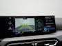 BMW 3-Serie Touring 320e Facelift PHEV Dealer O.H. | Dravitgrau metallic | Head Up | Camera | Widescreen Navi | Stoelverwarming | Apple Carplay | Blis | Adaptive LED | Park Assist | DAB | Plug In Hybrid |