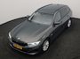 BMW 3-Serie Touring 320e Facelift PHEV Dealer O.H. | Dravitgrau metallic | Head Up | Camera | Widescreen Navi | Stoelverwarming | Apple Carplay | Blis | Adaptive LED | Park Assist | DAB | Plug In Hybrid |
