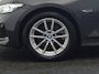 BMW 3-Serie Touring 320e Facelift PHEV Dealer O.H. | Dravitgrau metallic | Head Up | Camera | Widescreen Navi | Stoelverwarming | Apple Carplay | Blis | Adaptive LED | Park Assist | DAB | Plug In Hybrid |