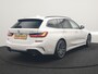 BMW 3-Serie Touring 320e xDrive M Sport PHEV Dealer O.H. | Camera | Alcantara Sportstoelen & Stuur Verwarmd | Sfeerverlichting | Keyless | Blis | Apple Carplay | Navigatie | DAB | 18"L.M | Plug In Hybrid |