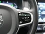 Volvo V90 T8 AWD Ultimate Bright LONG RANGE PHEV 350pk | Trekhaak Af Fabriek | Panodak | Adaptive Cruise | 360 Camera | Head Up | Lederen Sportstoelen Memory & Massage & Ventilatie | Bowers & Wilkins | Blis | Keyless | Stuur & Stoelen Verwarmd | Plug In Hybrid |