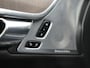 Volvo V90 T8 AWD Ultimate Bright LONG RANGE PHEV 350pk | Trekhaak Af Fabriek | Panodak | Adaptive Cruise | 360 Camera | Head Up | Lederen Sportstoelen Memory & Massage & Ventilatie | Bowers & Wilkins | Blis | Keyless | Stuur & Stoelen Verwarmd | Plug In Hybrid |