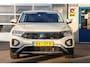Volkswagen T-Roc 1.0 TSI Life Business Carplay Stoel/stuurverwarming Lane-assist
