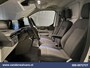 Ford Transit Custom 2.0 TDCI 136pk L2H1 Euro6 Airco | Camera | LED | Apple Carplay | Cruisecontrol | 2500kg Trekhaak LM Velgen, Android Auto, Verwarmde voorruit, Stoelverwarming, Parkeersensoren, Bijrijdersbank