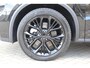 Lynk & Co 01 276PK Automaat More / Adaptive cruise control / Leren bekleding / Elektrisch verstelbare stoelen / Schuif- kanteldak / Stoel- en stuurverwarming / Parkeersensoren V+A / 360 Graden Camera / Elektrische achterklep / 20" lichtmetalen velgen