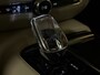 Volvo V60 T6 AWD Recharge Ultimate Bright Long Range | Schuifdak | Stoelventilatie | Head-Up Display | Harman Kardon | Stoelmassage | Adaptieve Cruise Control | Stoelverwarming voor+achter | Stuurwielverwarming | Full LED Meesturende koplampen | Pilot Assist | BLIS Dode Hoek Detectie | Elektrische voorstoelen geheugen | Nappa Lederen bekleding | Zitting verlenging voorstoelen | Lederen Dashboard | 18 Inch | Google Infotainment | Keyless Drive | Parkeersensoren voor+achter | Privacy Glass | Elektrisch bedienbare achterklep | DAB Radio | Apple Carplay/Android Auto | Volvo On Call met mobiele App functie | Onyx Black Metallic |