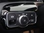 Mercedes-Benz A-klasse 180 Business Solution AMG | Night | Parkassistent | Sportstoelen | Stoelverwarming | Apple carplay |