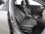 Mercedes-Benz A-klasse 180 Business Solution AMG | Night | Parkassistent | Sportstoelen | Stoelverwarming | Apple carplay |