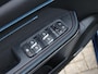 Lynk & Co 01 1.5 Plug-in Hybrid Panoramadak | Carplay | Stoelverwarming | Navigatie | Camera | Elektrische Achterklep | 20" LMV