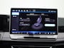 Volkswagen Tiguan 1.5 eHybrid R-Line 272 PK | Panoramadak | Blackline | Navigatie | Leder | Memory | Head Up | Harman Kardon | stuur en stoelverwarming | 360 Camera | Achterklep Elektrisch | Side Assist | High-End Geluidsysteem Harman Kardon