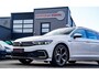 Volkswagen Passat Variant 1.4 TSI PHEV GTE Business | Panorama | Plugin Hybride | Xenon/LED | Verwarmde voorstoelen | Comfortstoel