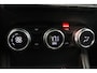 Renault Captur 1.3 TCe 130 Intens | Stoelverwarming | Panoramadak | Trekhaak | Navigatie |