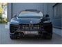 Lamborghini Urus 4.0 V8 Hybrid SE 800PK | B&O+ | Pano | Anima | Ceramic | 23"| Massage | Lane & Side Assist | Apple Carplay | Lederpack | 360 Cam | Interieurverlichting | PPF | Coating | Nero Helene Lak | Nero Ade interieur | 5 jaar gratis onderhoud | BTW.