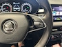 Skoda Fabia 1.0 TSI AMBITION CRUISE CONTROL AIRCO APPLE CARPLAY/ANDROID BLUETOOTH TELEFOON RIJSTROOKSENSOREN 15" LICHTMETALEN VELGEN PDC ZEER MOOI !!