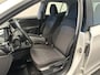 Skoda Fabia 1.0 TSI AMBITION CRUISE CONTROL AIRCO APPLE CARPLAY/ANDROID BLUETOOTH TELEFOON RIJSTROOKSENSOREN 15" LICHTMETALEN VELGEN PDC ZEER MOOI !!