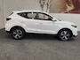 MG MG ZS 106 PK 1.5 APPLE CARPLAY/ANDROID NAVIGATIE BLUETOOTH LED VERLICHTING 17" LM VELGEN PARKEERSENSOREN ACHTER ZEER NETTE STAAT !!