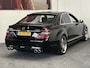 Mercedes-Benz S-klasse 500 LANG LORINSER V8 388 PK YOUNGTIMER ! LUCHTVERING NAVIGATIE BLUETOOTH HARMAN KARDON STOELVERWARMING PANORAMA SCHUIFKANTELDAK ELEKTRISCHE STOEL VOOR EN ACHTER ACHTERUITRIJCAMERA ZEER MOOI !!!